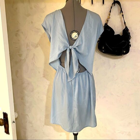 Kimchi Blue urban Outfitters powder blue flutter backless tie shift dress size M - Picture 1 of 6